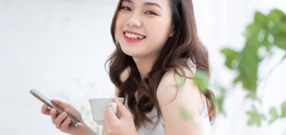 How to Use Coffee for Skin Whitening