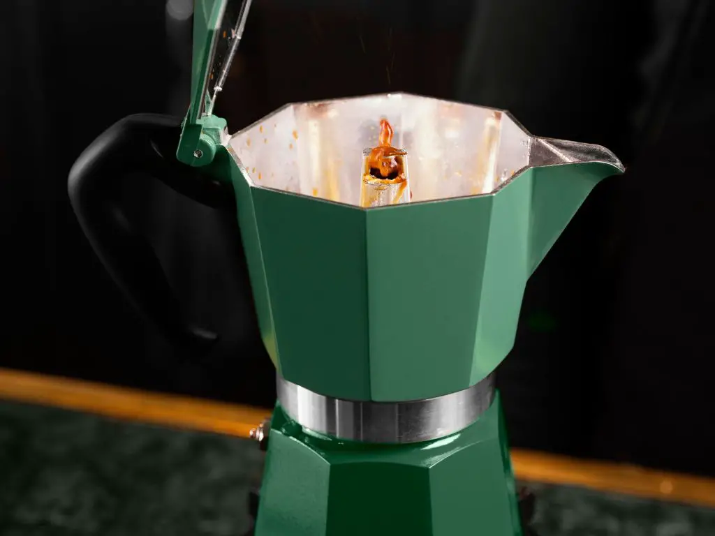 How Does a Percolator Coffee Maker Work?