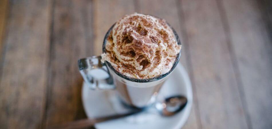 Apple Crisp Oatmilk Shaken Espresso