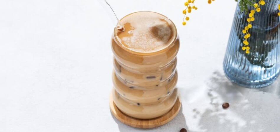 iced hazelnut oatmilk shaken espresso