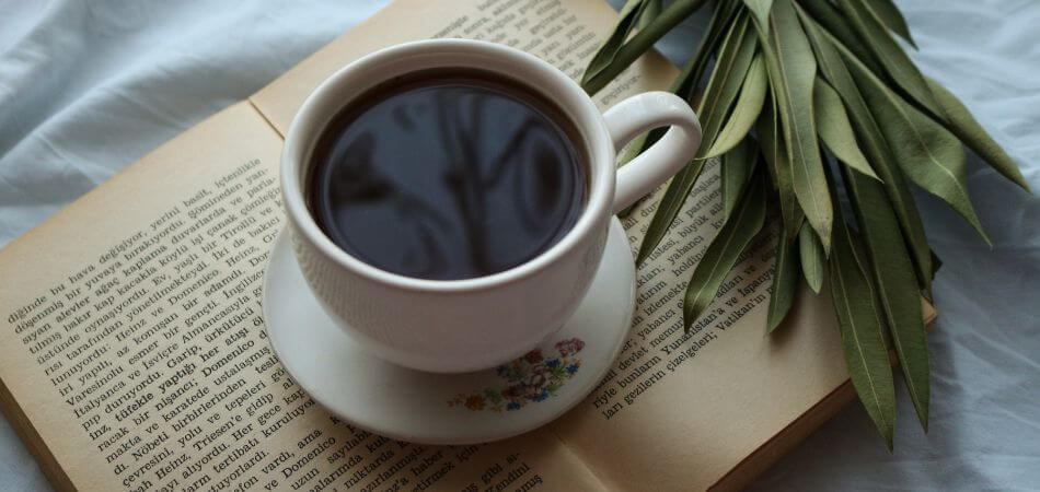 Black Tea vs Black Coffee