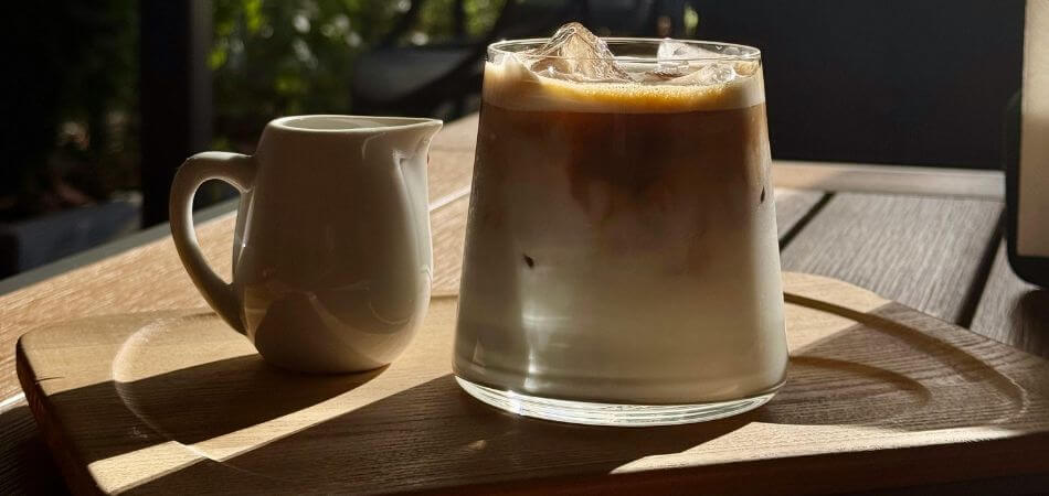 Iced Vanilla Latte